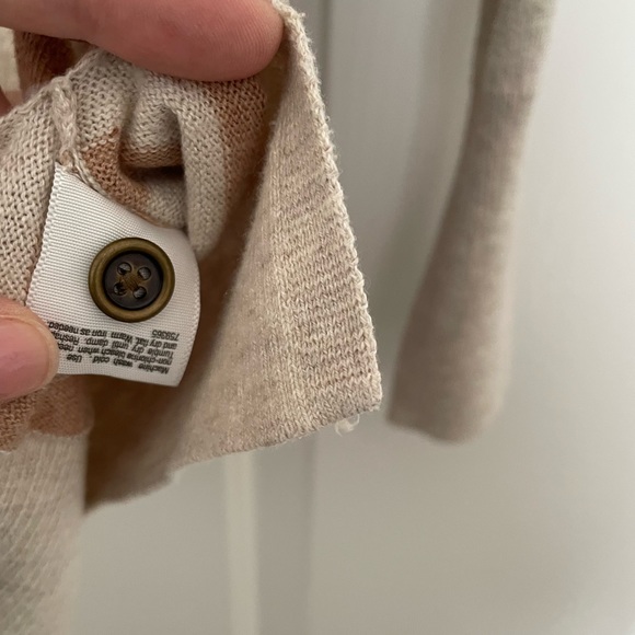 ANA long sleeve scoop neck top tee tunic sweater size Large- oatmeal and camel - Picture 8 of 9